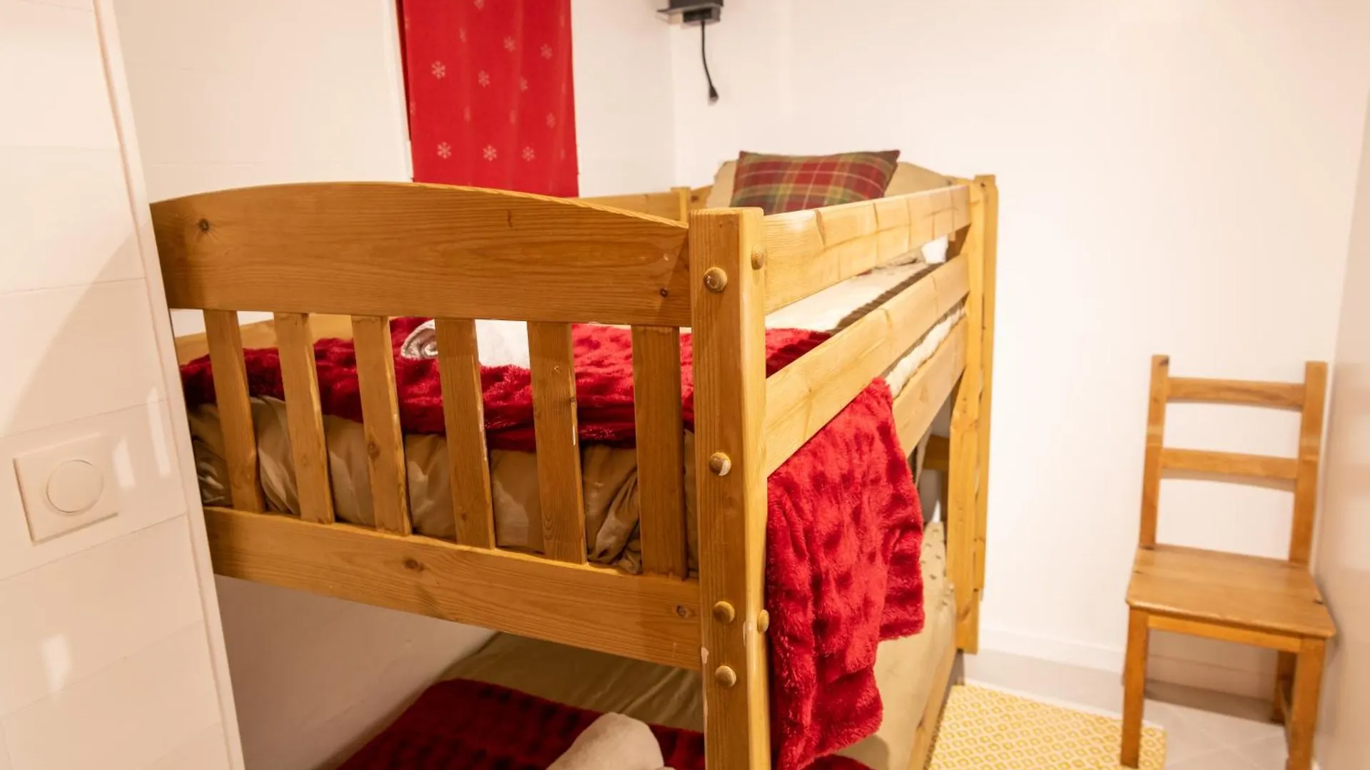 La Portette Chambres D'Hotes Bellentre Bed & Breakfast