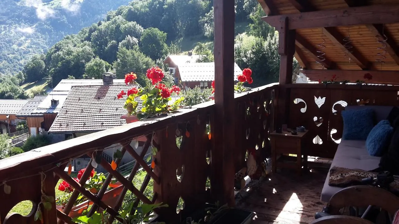 La Portette Chambres D'Hotes Bellentre